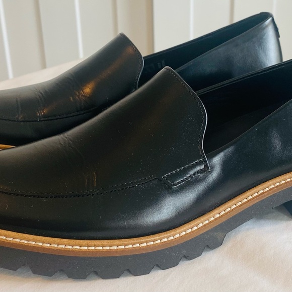 New w/ box Women’s Ecco Black Incise Tailored Loafer Size 10 - Picture 3 of 9